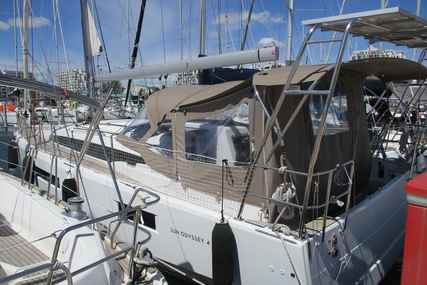 Jeanneau Sun Odyssey 410 for sale in France for €285,000 (£239,800)
