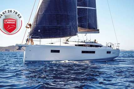 Jeanneau Sun Odyssey 410 for sale in France for €319,000 (£280,331)
