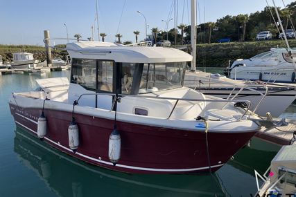 Jeanneau Merry Fisher 695 Marlin for sale in France for €39,500 (£33,578)