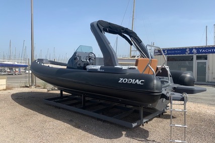 Zodiac MEDLINE 750 for sale in France for €98,900 (£83,637)