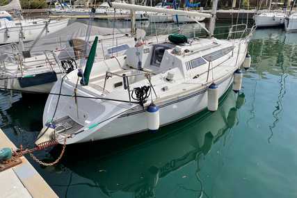 Jeanneau Sun Fast 31 for sale in France for €24,000 (£20,294)
