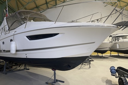 Jeanneau Leader 8 for sale in France for €74,900 (£63,670)