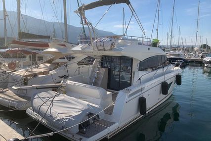 Prestige 420 for sale in Spain for €417,450 (£352,841)