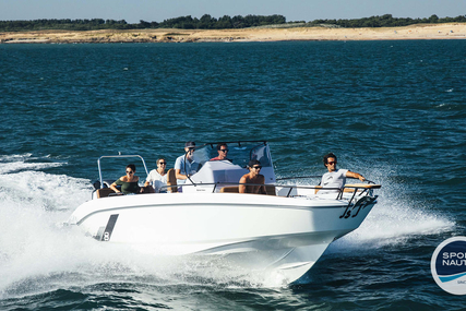 Beneteau FLYER 8 SPACEDECK for sale in Spain for €78,506 (£66,055)