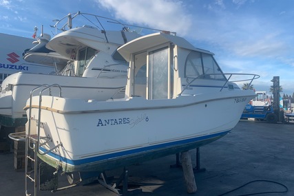 Beneteau Antares Serie 6 for sale in Spain for €11,000 (£9,681)