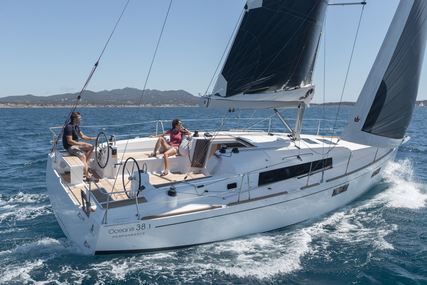 Beneteau Oceanis 38.1 for sale in France for €197,640 (£166,778)