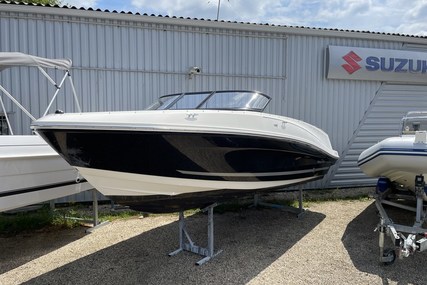Bayliner VR5 for sale in France for €27,500 (£23,547)