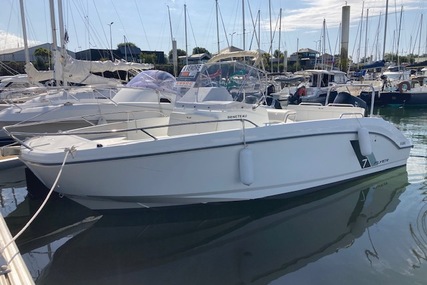 Beneteau Flyer 7 Spacedeck for sale in France for €47,000 (£39,726)