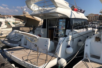 Jeanneau Velasco 37 F for sale in France for €234,000 (£197,784)
