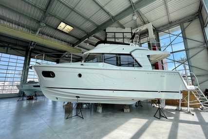 Beneteau Swift Trawler 35 for sale in France for €462,533 (£390,947)