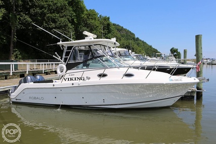 Robalo R 305 for sale in United States of America for $149,900 (£123,459)