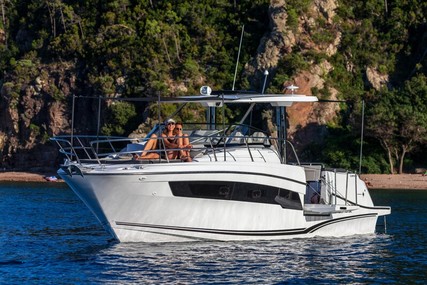 Jeanneau CAP CAMARAT 10.5 WA SERIE 2 for sale in France for P.O.A. (P.O.A.)