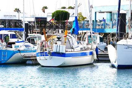 Hallberg-Rassy 312 for sale in Portugal for €50,000 (£42,203)