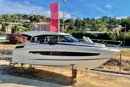 Jeanneau NC 37 for sale in France for €545,000 (£462,170)
