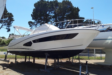 Jeanneau Cap Camarat 10.5 WA for sale in France for €159,000 (£134,835)