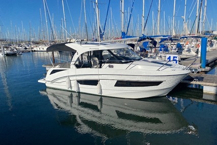 Beneteau Antares 9 for sale in France for €159,000 (£134,172)
