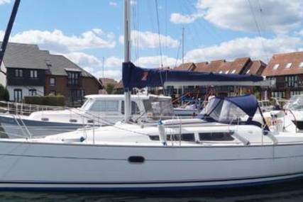 Jeanneau 32 Legende for sale in United Kingdom for £42,499