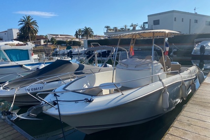 Jeanneau Cap Camarat 7.5 Cc for sale in France for €44,900 (£38,076)
