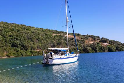 Moody 33 for sale in Greece for €19,950 (£16,862)