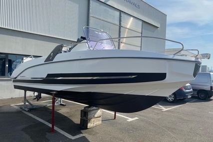 Beneteau Flyer 6.6 Spacedeck for sale in France for €38,900 (£32,834)