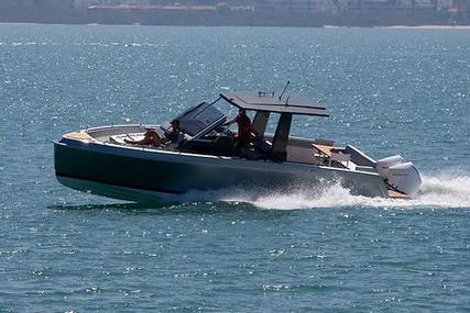 Schaefer V33 for sale in United Arab Emirates for P.O.A.