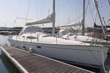 Kirie Feeling 32 for sale in France for €59,900 (£52,666)