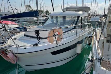 Jeanneau Merry Fisher 895 for sale in France for €155,000 (£138,320)