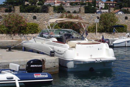 Jeanneau Leader 805 for sale in France for €48,000 (£42,835)