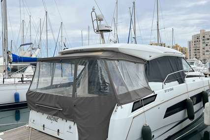 Jeanneau NC 37 for sale in France for €360,000 (£323,325)