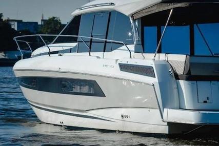Jeanneau NC 33 for sale in United States of America for $385,000 (£357,421)
