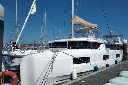Lagoon 46 for sale in Portugal for €935,000 (£814,992)
