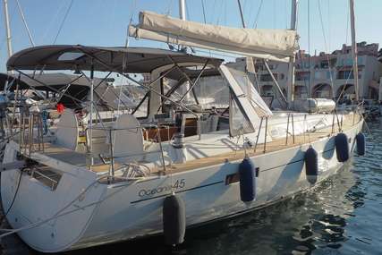 Beneteau Oceanis 45 for sale in France for €170,000 (£146,428)