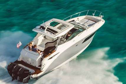 Sea Ray 320 Sundancer for sale in France for €435,000 (£374,538)