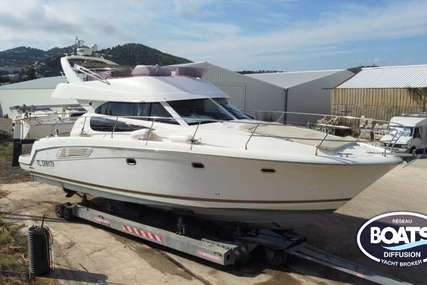 Prestige 42 for sale in France for €215,000 (£185,188)