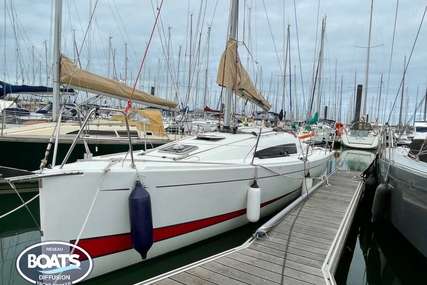 Jeanneau Sun Fast 3200 for sale in France for €85,000 (£74,696)