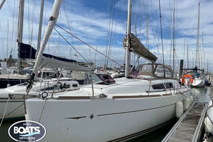 Jeanneau Sun Odyssey 33i for sale in France for €77,000 (£67,666)