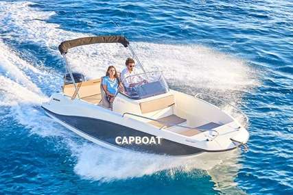 Quicksilver 605 Sundeck for sale in Spain for €60,000 (£53,591)