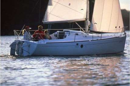 Beneteau First 211 for sale in France for €14,500 (£12,742)