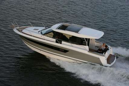 Jeanneau NC 11 for sale in France for €165,000 (£147,374)