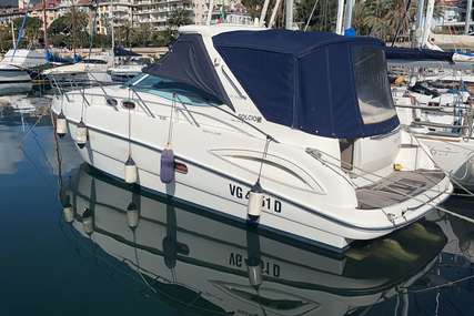 Sealine S38 for sale in Italy for €118,000 (£101,140)
