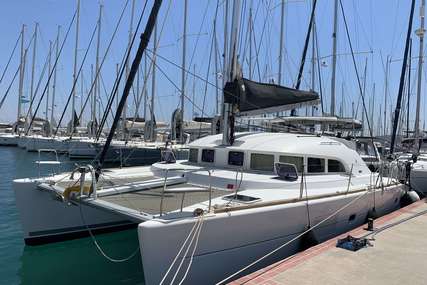 Lagoon 380 for sale in Greece for €265,000 (£236,692)