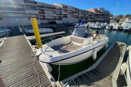 Quicksilver 605 Activ for sale in France for €24,000 (£20,672)