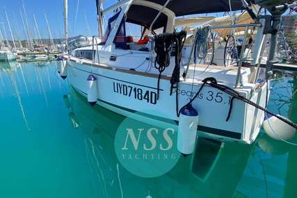 Beneteau Oceanis 35.1 for sale in Italy for €150,000 (£129,453)