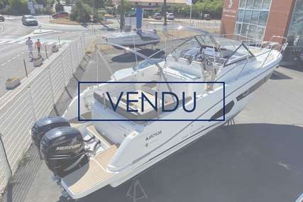 Jeanneau Cap Camarat 10.5 WA for sale in France for €175,000 (£156,230)