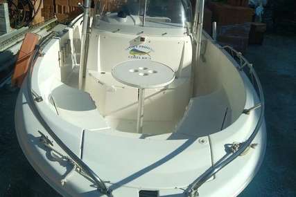 Jeanneau Cap Camarat 6.5 CC for sale in France for €26,900 (£23,056)