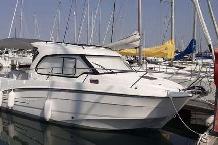 Beneteau Antares 8 OB for sale in France for €99,000 (£86,999)