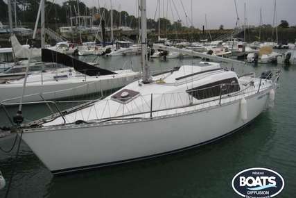 Dufour Yachts GIB SEA 242 DI for sale in France for €16,000 (£14,370)