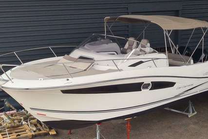 Jeanneau Cap Camarat 8.5 WA for sale in France for €89,000 (£79,933)