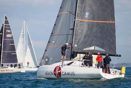Jeanneau SUN FAST 3300 for sale in France for €250,000 (£220,020)