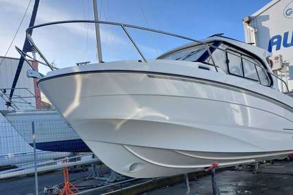 Beneteau Antares 8 OB for sale in France for €139,298 (£122,412)